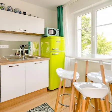 Maison 1934 - Station & Free Parking Apartment
