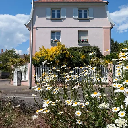 Apartment Maison 1934 - Station & Free Parking *